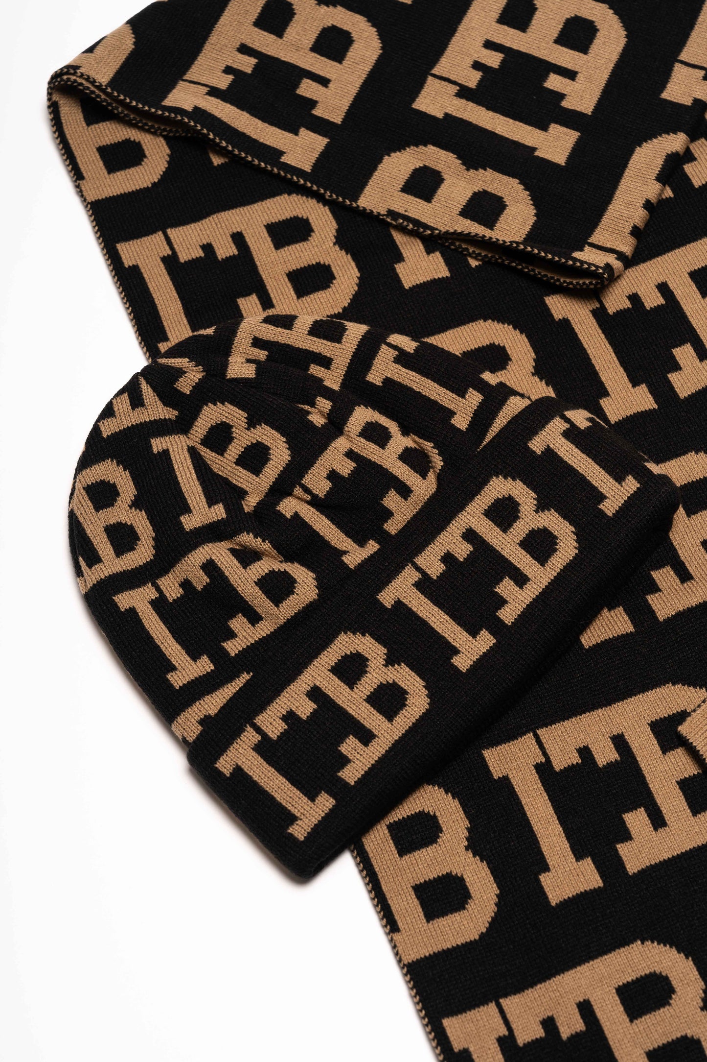 ITB Hat & Scarf Black/Beige